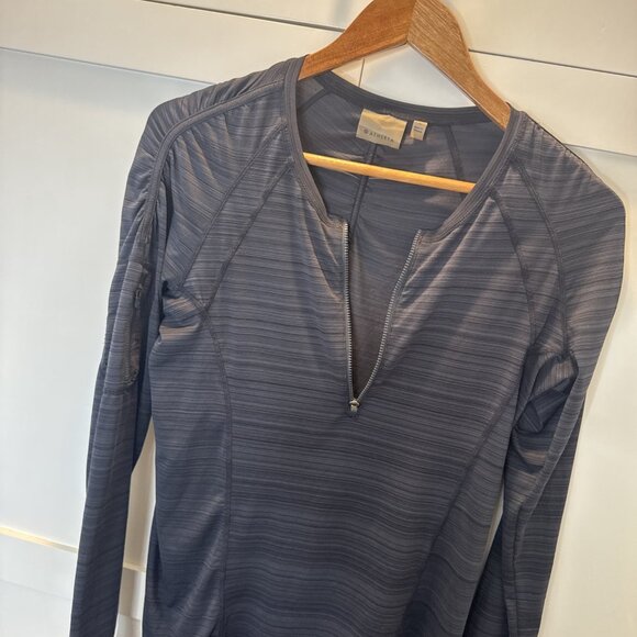 Athleta Womens Med Athletic Shirt Long sleeve Quarter zip Dk Gray zipper sleeve - Picture 10 of 12